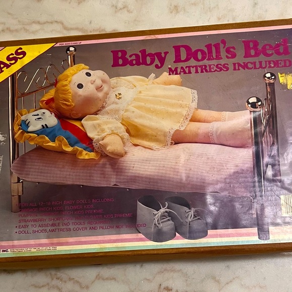 Vintage 1985 Toytime Brass Bed Made for Dolls 12-18 Inches Mattress Original Box - Picture 1 of 5